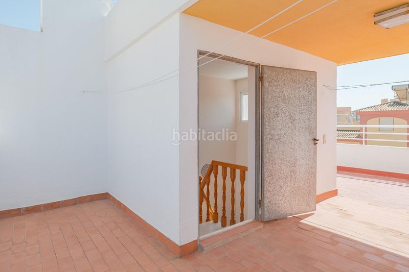 Foto cd48d500-dc1a-4f4a-b969-4a8084823e2f. Casa adossada amb aparcament a Tavernes de la Valldigna