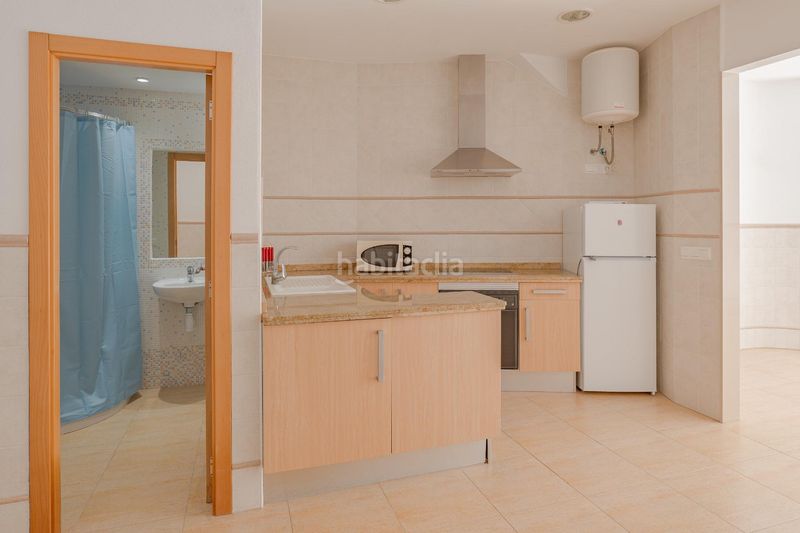 Foto f96cd825-ee01-4535-a100-5bdc27c4aef4. Casa adossada amb aparcament a Tavernes de la Valldigna