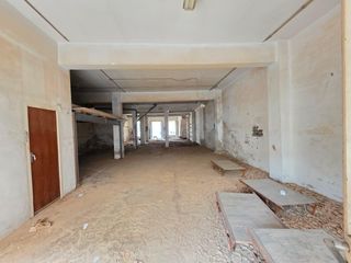 Business premise in Alfafar. Local en venta