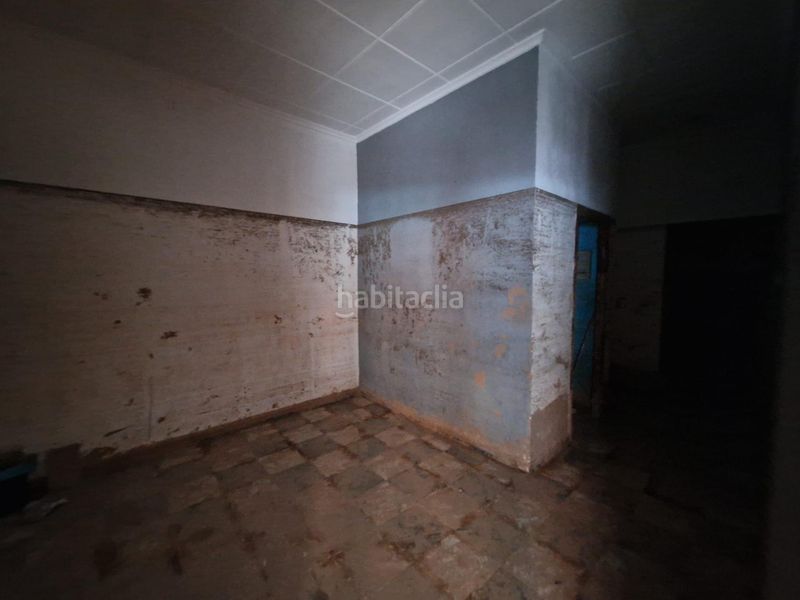 Foto 49eee7db-e57f-4448-92d1-a9b5c5b28606. Local comercial local en venta en Benetússer