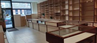 Geschäftsraum  Carrer josep salto i carreras. Amplio local comercial - la serreta