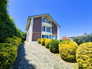Casa  Liencres - barrio las cerreas, playa de cerras. Impresionante chalet con vistas al mar en liencres, junto a la p