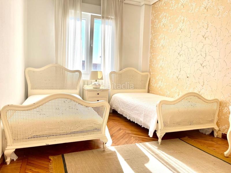 Foto 0ccc45fd-aa29-4bde-8529-c5ce2481f157. Rent flat with heating in Centro - Ayuntamiento Santander