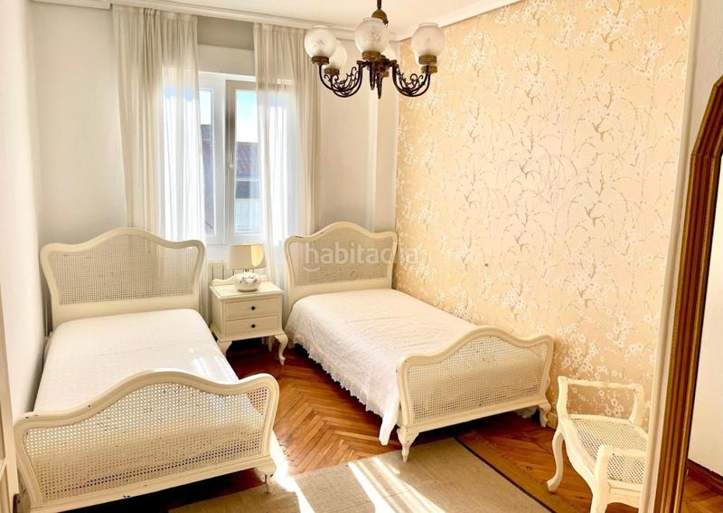 Foto 135ea535-8014-40d5-96ef-245d3daf51f5. Rent flat with heating in Centro - Ayuntamiento Santander