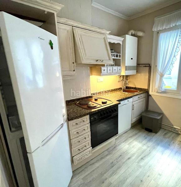 Foto 7b0f68a5-d5f7-44e0-90db-2fa9d627a723. Rent flat with heating in Centro - Ayuntamiento Santander