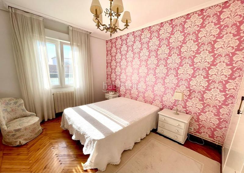 Foto e8822844-a8d1-4ddf-8a7d-34bd49da7f66. Rent flat with heating in Centro - Ayuntamiento Santander