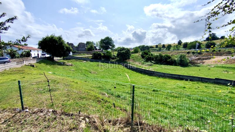 Foto d11d5c42-ba93-4efe-8d20-35c016e32b6c. Casa amb calefacció aparcament a Polanco
