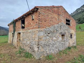Terreny residencial a San miguel de aras - pol. 503 parcela 16. Cabaña catalogada lista para reformar toma de agua y electrica e