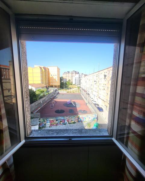 Foto a43be36b-bc65-4fda-a544-136a12fff417. Piso  cerca de las universidades en Los Castros Santander