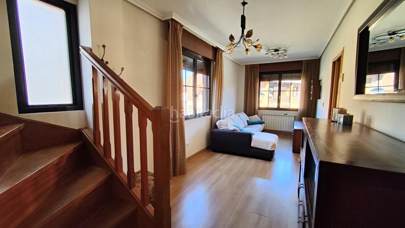 Foto 5c1ab26a-39a6-4780-8da5-af7954720deb. Piso duplex para entrar a vivir en Mortera en Mortera Piélagos