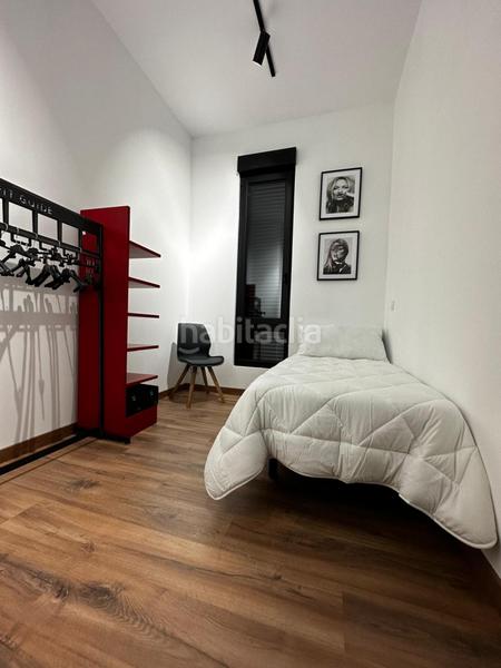 Foto 75ac9fdc-530f-4399-93cc-d50a112d4c92. Location appartement avec chauffage dans Los Castros Santander