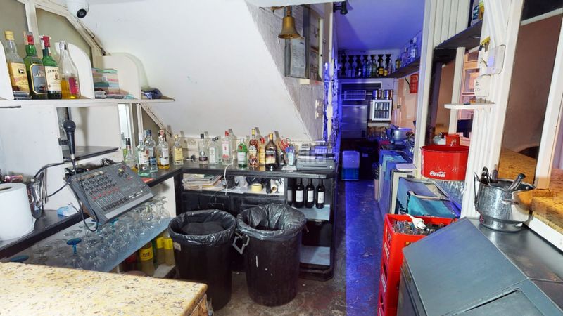 Foto 33e78a93-7e97-429f-b578-4af8723a7d29. Local comercial se vende negocio en funcionamiento en Laredo