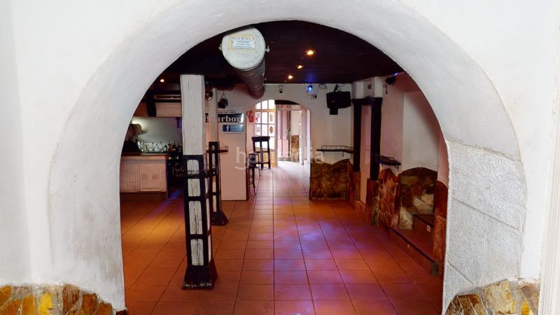 Foto a2d00fe6-a8b5-48d5-b658-dedc11baad5e. Local comercial se vende negocio en funcionamiento en Laredo