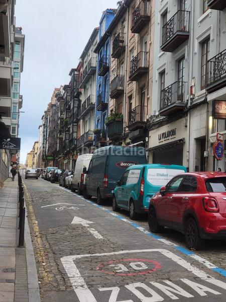 Foto b23e1258-e7c7-477d-a3bc-870df0cca165. Lloguer local comercial a Puerto Chico Santander