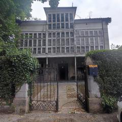 Casa  Riba - barrio la via. Espectacular casona para reformar