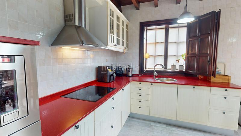 Foto 0b9025bf-d418-48f7-8b3f-50f547e460a5. Doppelhaus mit parking in Parbayón Piélagos