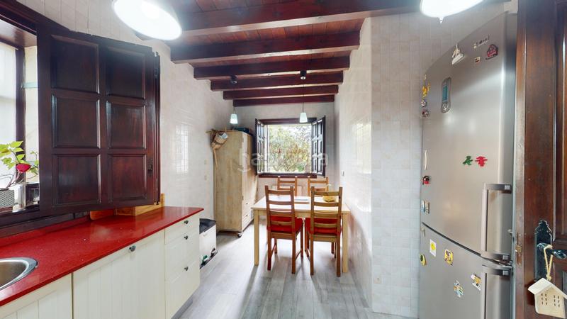 Foto 162cbd69-7a18-4f19-a348-aae794c33bba. Doppelhaus mit parking in Parbayón Piélagos