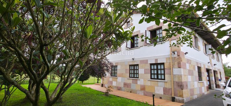 Foto 7f53496b-898d-4364-9aaa-bfcbf27ba717. Doppelhaus mit parking in Parbayón Piélagos