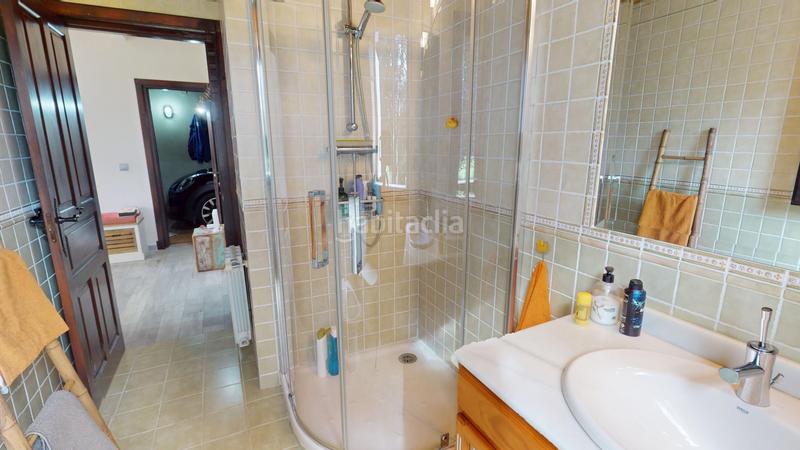 Foto b0e9f3bc-979e-40ab-9dd6-6a832d01a03a. Doppelhaus mit parking in Parbayón Piélagos