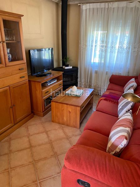Foto f48580ff-ee39-413d-ad88-edb320f72c3c. Casa amb calefacció aparcament a Barcenilla Piélagos