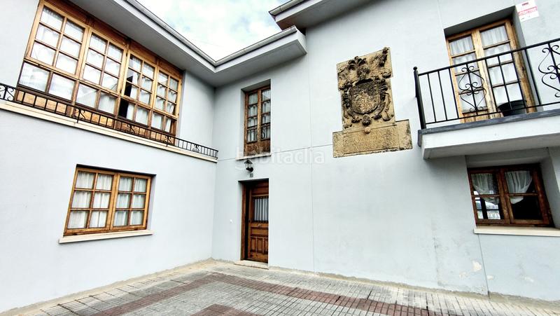 Foto 001e4611-eae9-4fb4-a045-a07ed906413c. Haus mit parking in Cacicedo Camargo