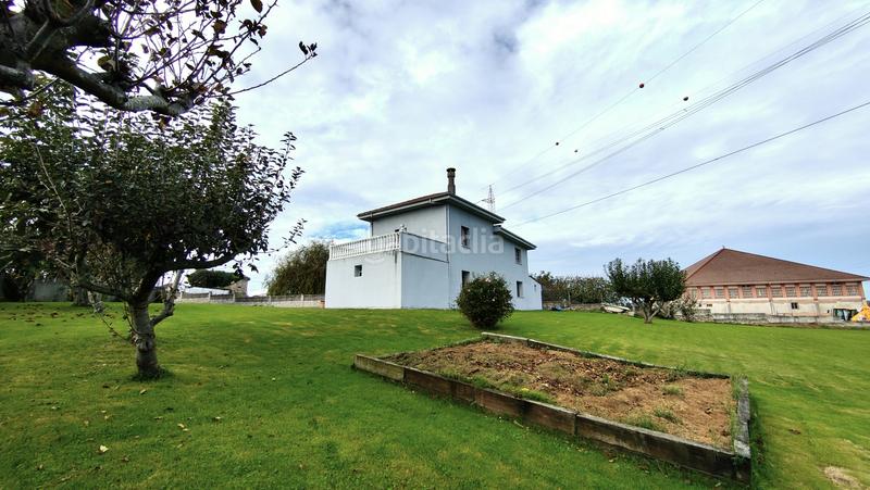 Foto 0289cbfb-7fb4-4b92-8645-8967014f2fb6. Haus mit parking in Cacicedo Camargo