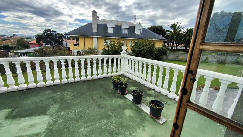 Foto 618ca333-d334-49f2-ac40-a89b4b94b811. Haus mit parking in Cacicedo Camargo