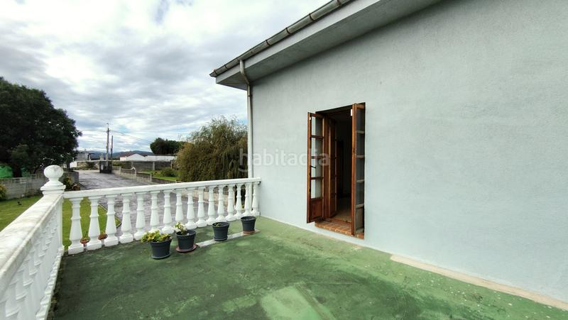 Foto c2348639-6f51-48a4-a21f-d9237ff712a5. Haus mit parking in Cacicedo Camargo