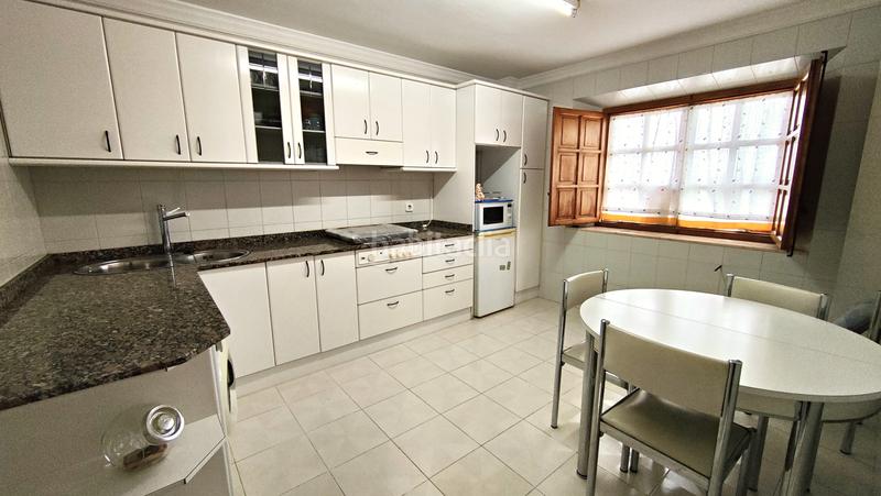 Foto c4bb6eab-c15c-40dc-8d32-e994f92a3700. Haus mit parking in Cacicedo Camargo