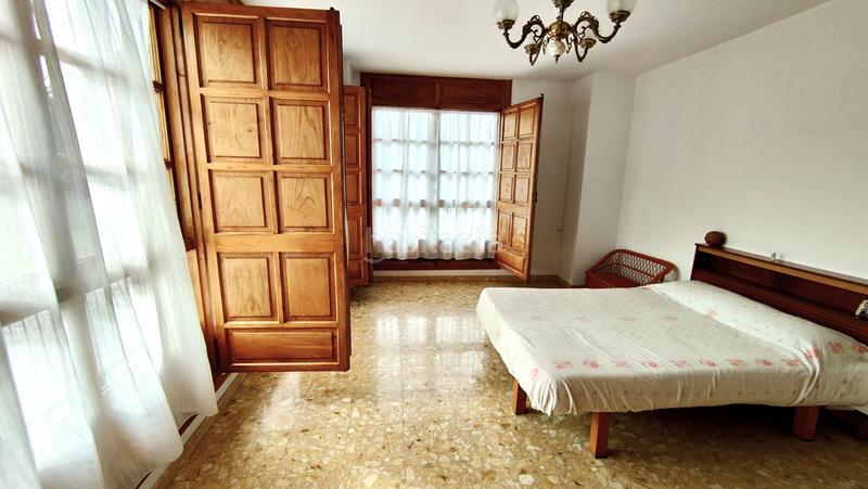 Foto eb196d82-d85f-4a28-82ff-4b6e0797defa. Haus mit parking in Cacicedo Camargo