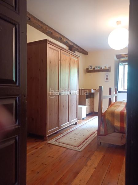 Foto 7314c83d-d3b9-4a9e-a27e-6d381f19d782. Casa amb aparcament a Ruesga