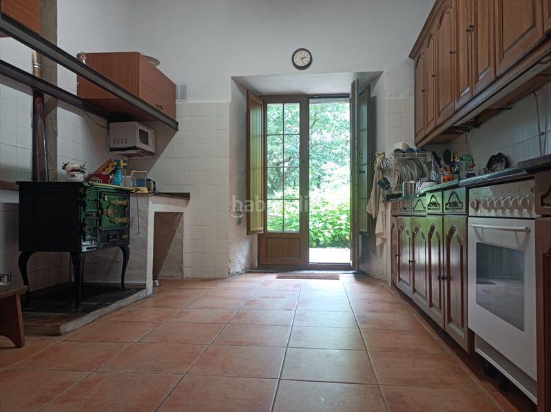 Foto bc1e827b-e054-4731-80de-9cff5bbc326e. Casa amb aparcament a Ruesga