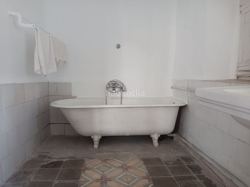 Foto d114298d-616a-40d2-8a28-df681d41a613. Casa amb aparcament a Ruesga