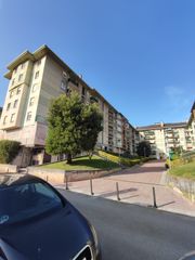 Geschäftsraum in Santander - av nueva montaña 23. Local a pie de calle en zona residencial
