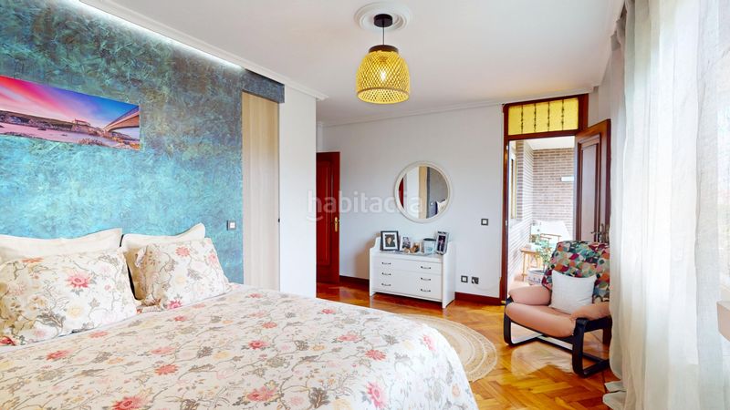 Foto 478ec7ad-e164-4169-8f44-4974dafbfc42. Casa a calle corceño 5 a Alisal - San Román Santander