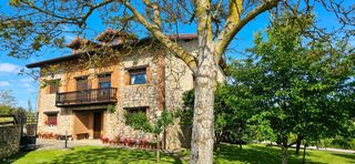 Casa  Somo - calle herrera. Dos casas en una en perfecto estado en somo
