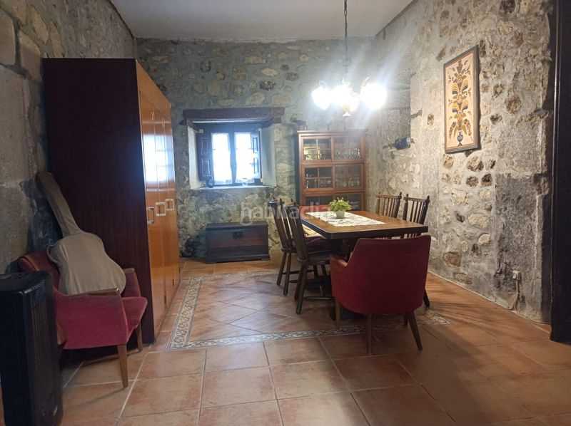 Foto 230c55c8-89e8-42d0-b224-5e7f843e9506. Casa amb aparcament a Ruesga