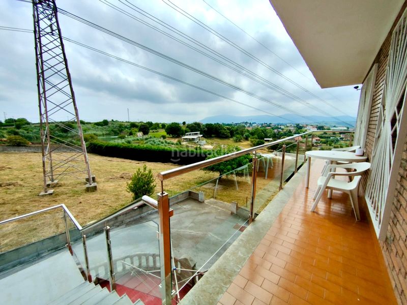 Foto 5a3b4cee-896d-4063-9089-bc35c5a1b1ce. Casa amb calefacció aparcament a Cacicedo Camargo