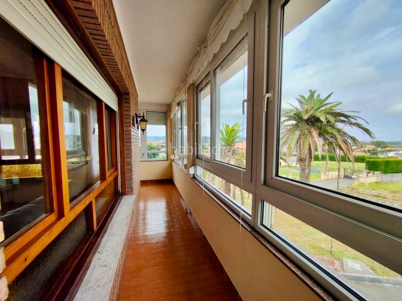 Foto aab9bdb4-6b0e-404a-94a5-2d052e77ebfd. Casa amb calefacció aparcament a Cacicedo Camargo