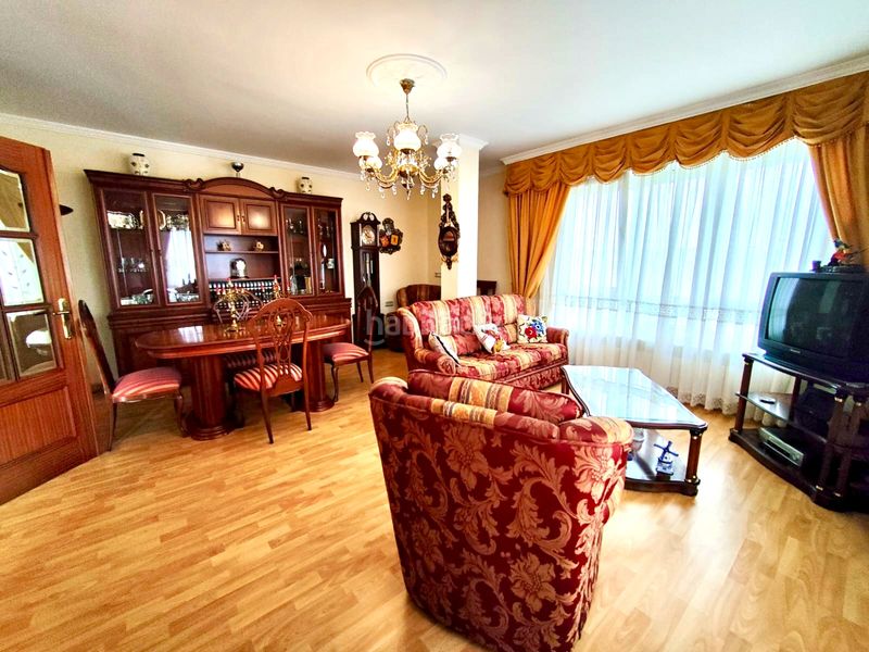 Foto dbf74550-bd89-4040-8cd5-38063850e9dd. Casa amb calefacció aparcament a Cacicedo Camargo