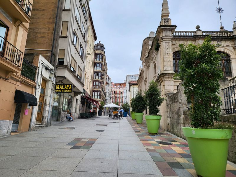 Foto e94ec0e0-9fb6-4f2f-ae39-4e07c1845f21. Pis amb calefacció a Centro - Ayuntamiento Santander