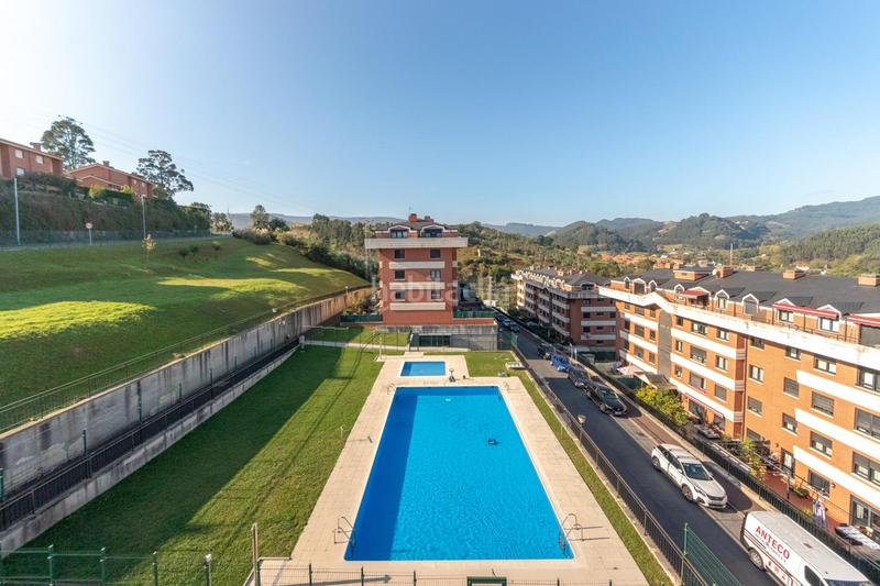 Foto e5275f78-63e8-4c47-8ff1-2bd1d6c2579b. Pis amb calefacció aparcament piscina a Brazomar Castro - Urdiales