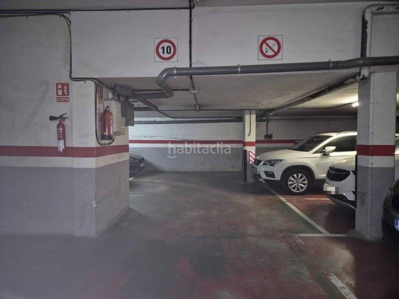 Foto 1ac5538b-696d-4f5a-9596-f89521cb8336. Parking coche parking en venta en la llagosta en Llagosta (La)