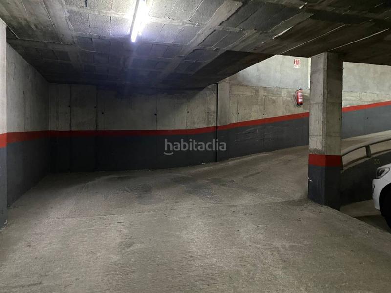 Foto eb6d70d1-07f2-4a57-b793-80a62af279af. Parking coche en pintor sert 23 parking en venta en la llagosta en Llagosta (La)