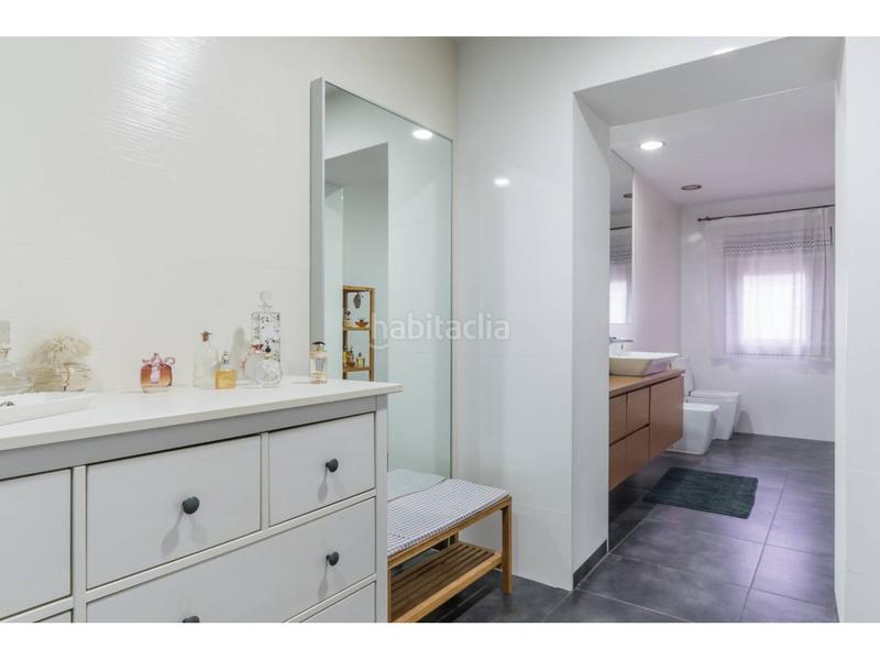 Foto 5993f42e-e918-42e4-beaa-d8cf8ba394c2. Casa  en venta en Sant Fost de Campsentelles