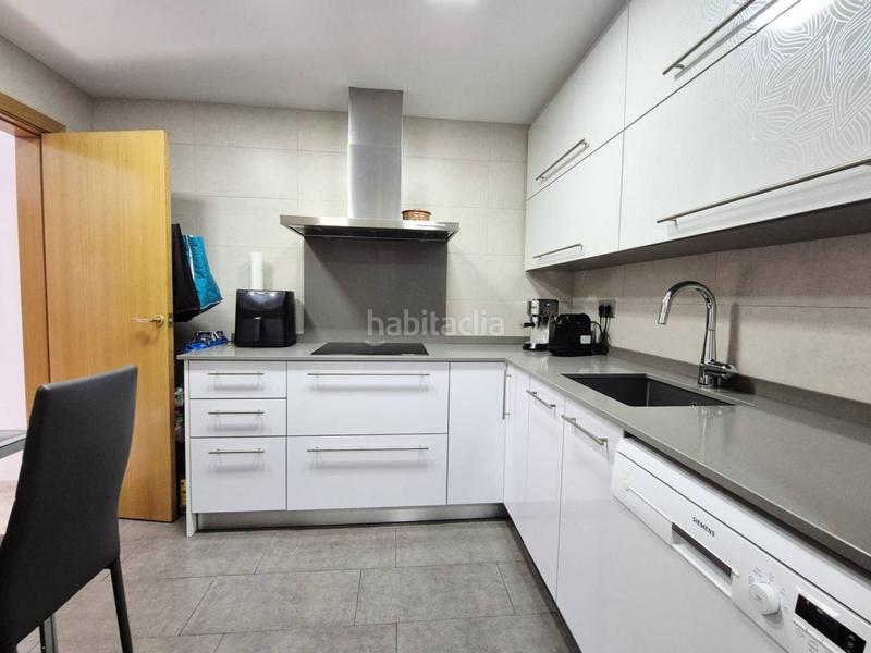 Foto 516f7dc1-1f42-4145-83ae-f801e594c2b0. Piso encanto y comodidad en Llagosta (La)