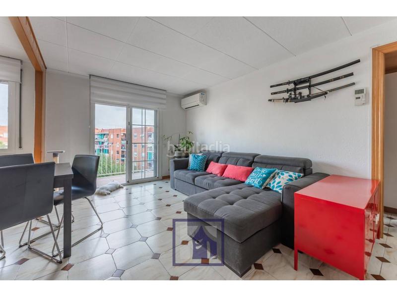 Foto 592b7e5e-37f5-4281-a224-60387b92ade7. Appartamento in estación 7 in Llagosta (La)