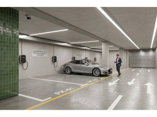 Car parking in Avenida primer de maig 14-16. Parking con carga eléctrica en el centro de la llagosta  promoci