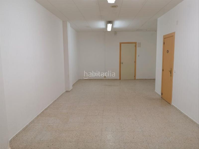 Foto 78b75e8c-5372-4764-9fde-6777cdabf027. Location local commercial dans Gelida