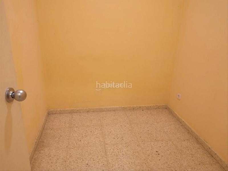 Foto dc707cb6-4fd4-470e-9d70-178751e5b49b. Location local commercial dans Gelida